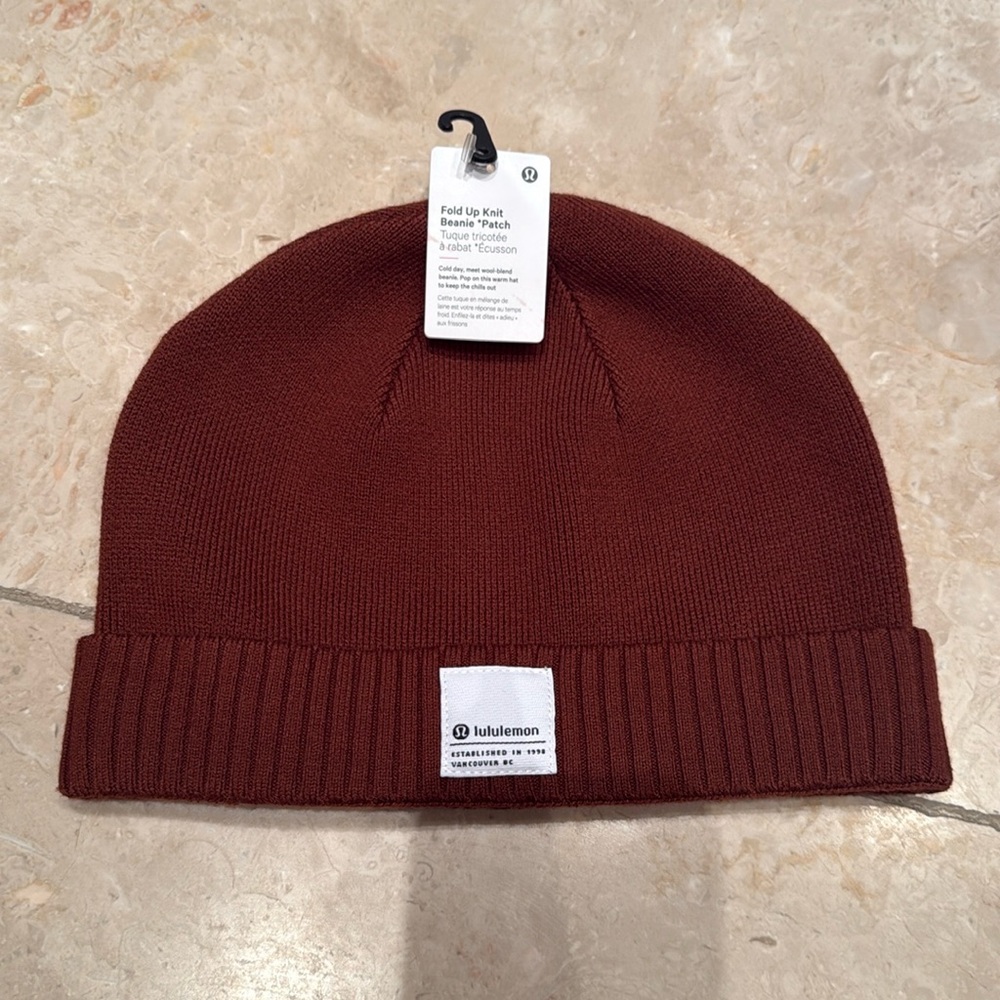 Lululemon Fold up Knit Beanie Patch
